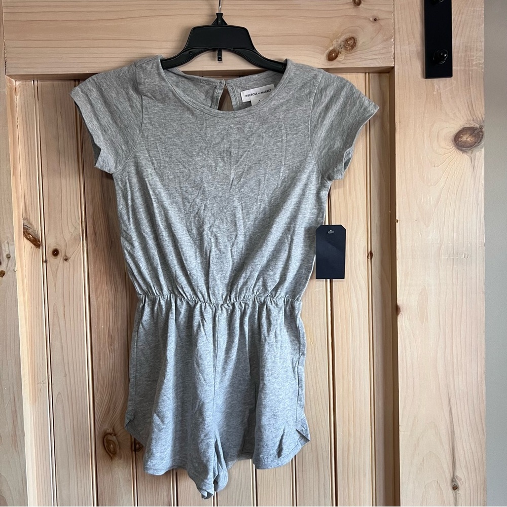 Melrose & Market girls Gray Romper short sleeve size 7/8 NWT